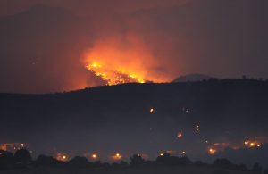 Da tempo sconvolta dalle fiamme, la Sardegna va a fuoco
