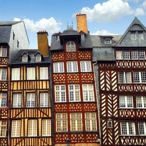 Alcune delle tipiche case medievali di Rennes, scampate all'incendio del 1720