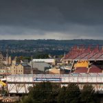 Vista da lontano dello stadio da calcio del Bradford City, nel Regno Unito